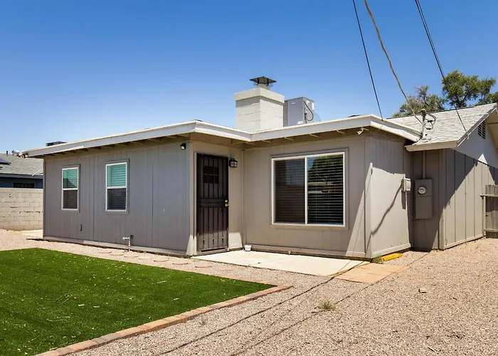 Cozy 3br House Near Attractions & Shopping Phoenix