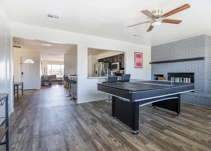 Apartment Cozy 3br House Near Attractions & Shopping